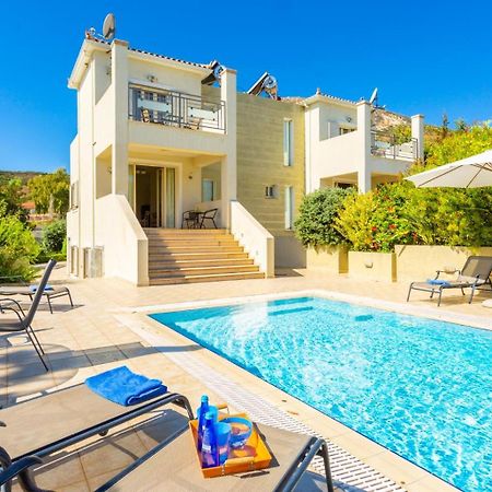 Villa Fedra Poros  ภายนอก รูปภาพ