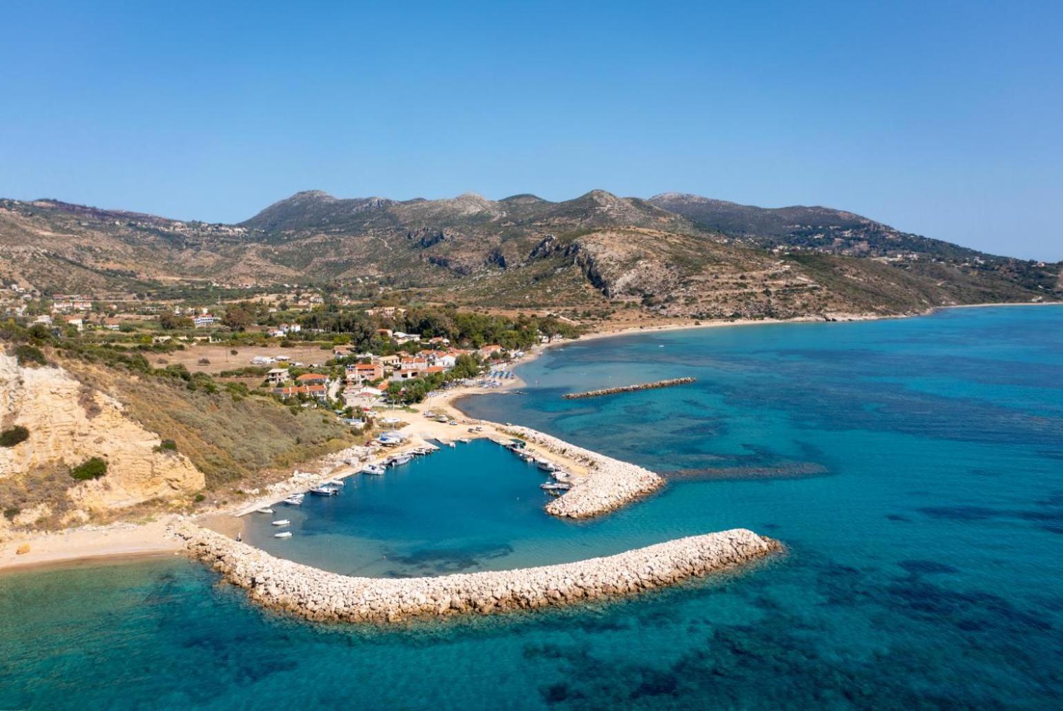 Villa Fedra Poros  ภายนอก รูปภาพ