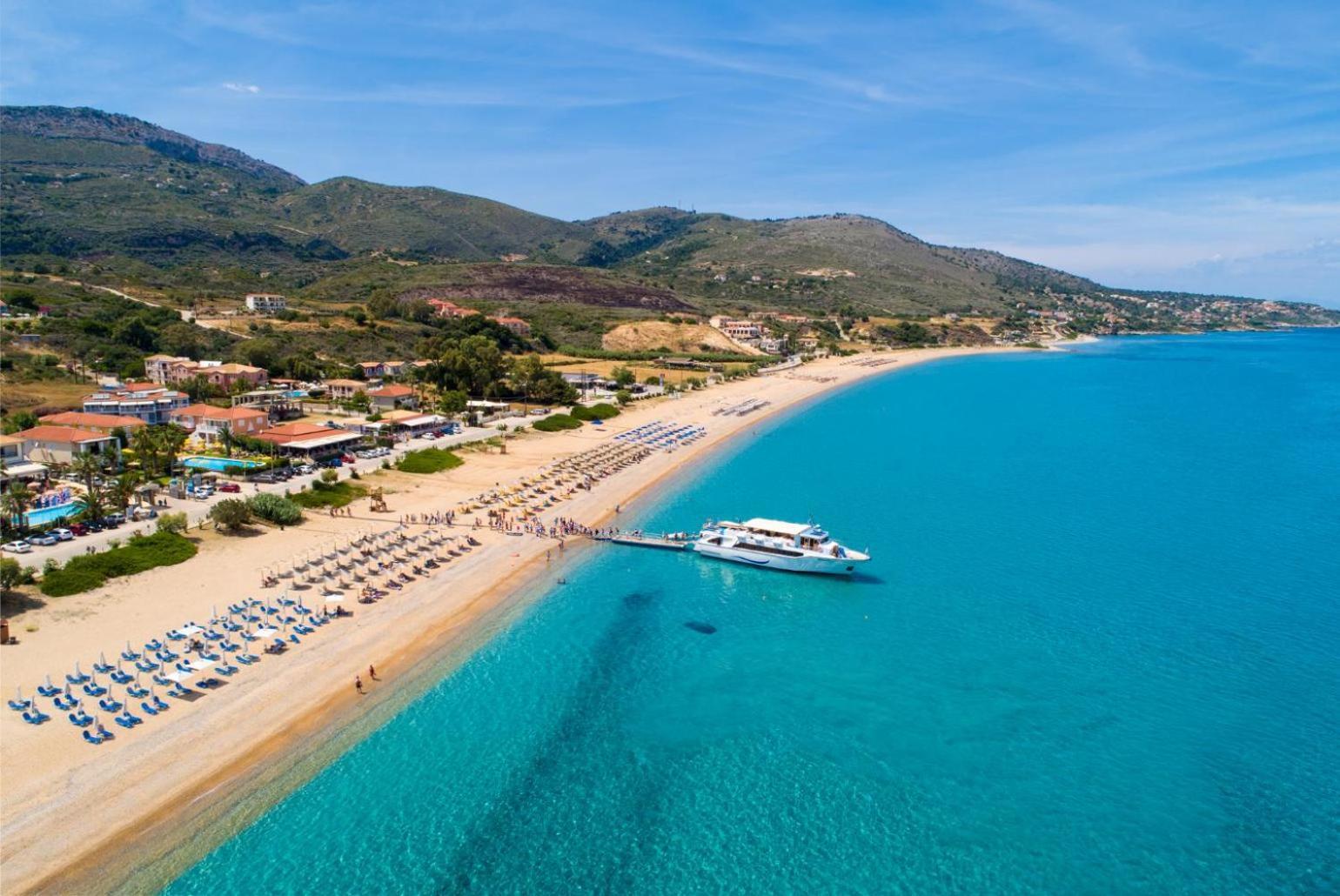 Villa Fedra Poros  ภายนอก รูปภาพ
