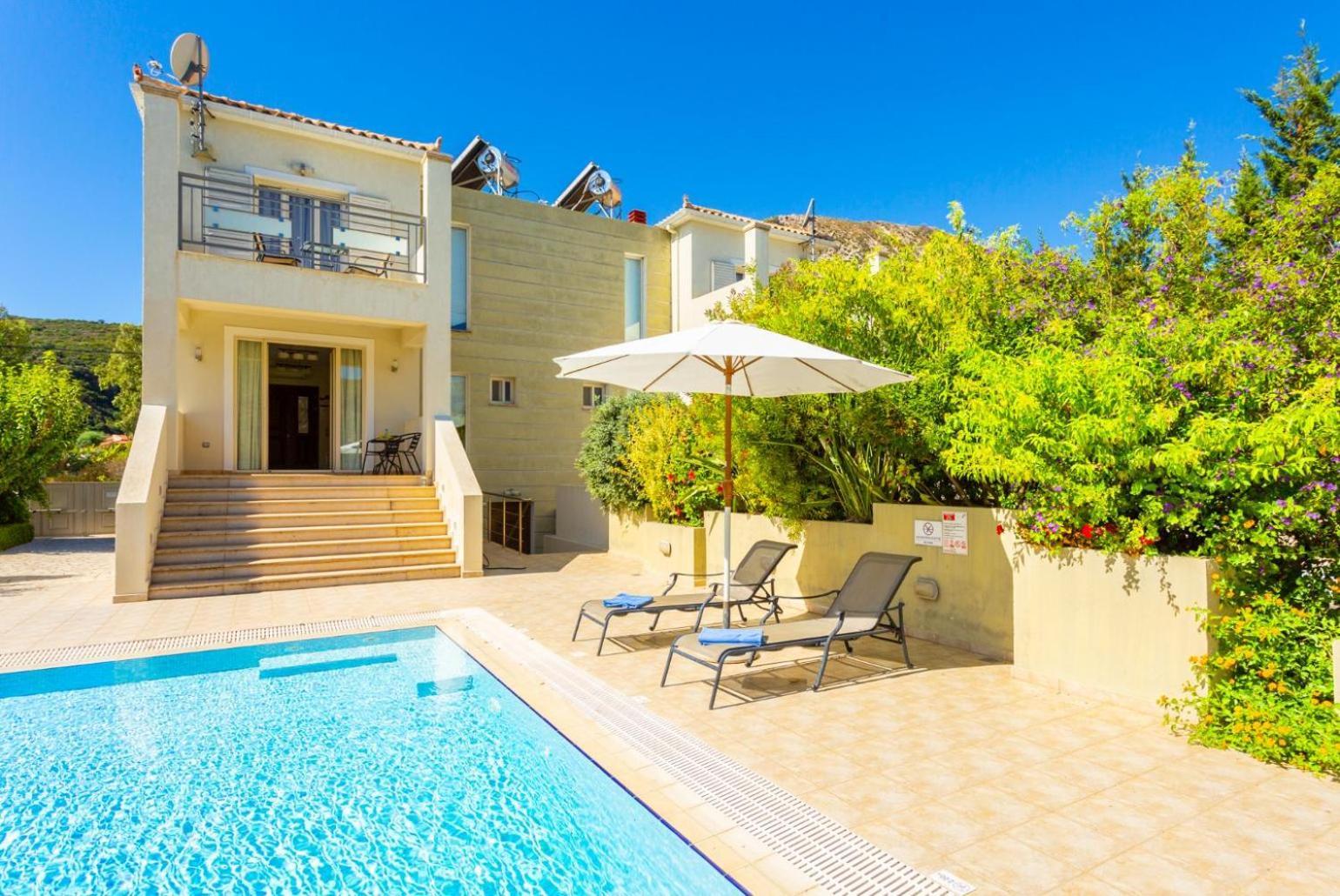 Villa Fedra Poros  ภายนอก รูปภาพ